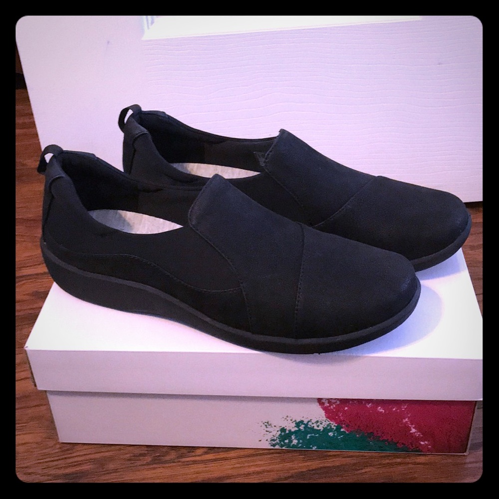 Clark’s Cloudsteppers Slip-On Comfort/Work Shoe